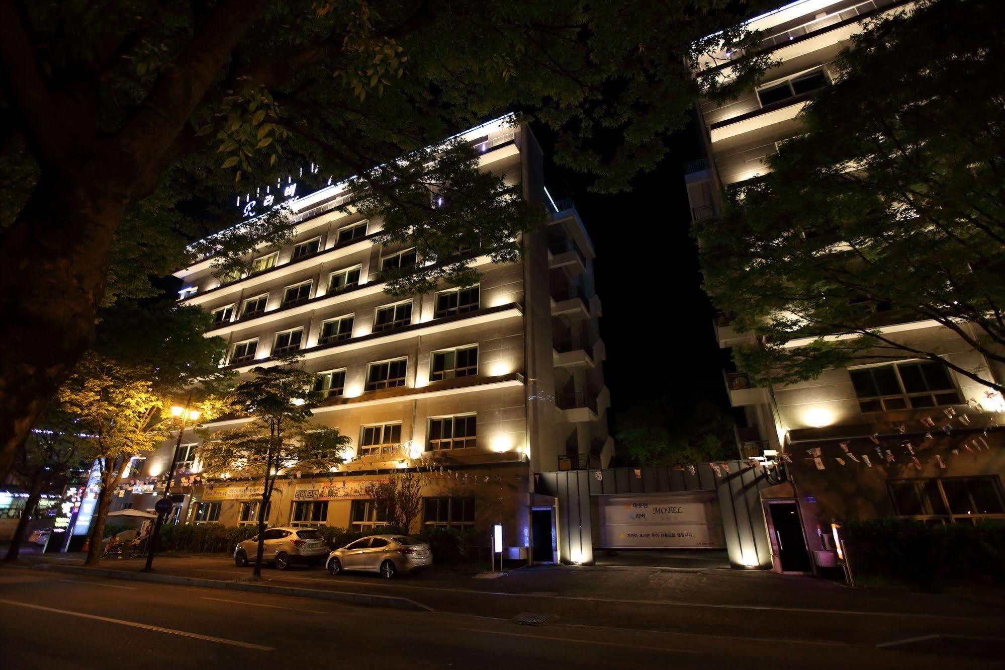 River Hotel Namwon Exterior photo